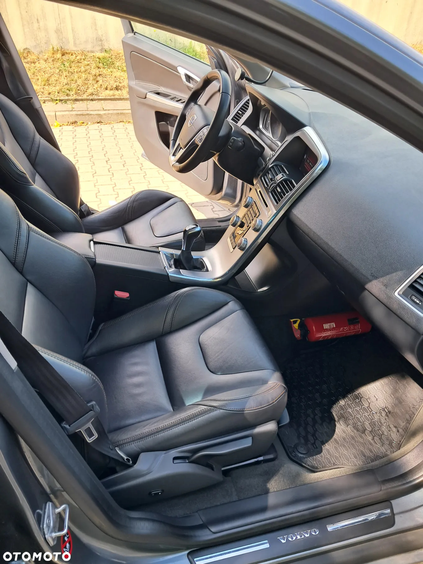 Volvo XC 60 D3 Inscription - 16
