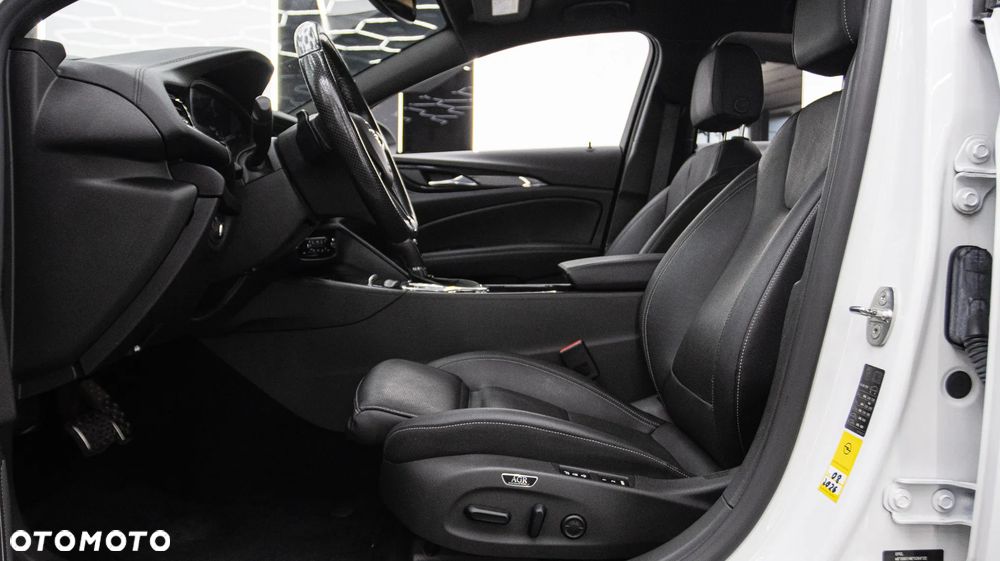 Opel Insignia 2.0 CDTI Ultimate S&S - 19
