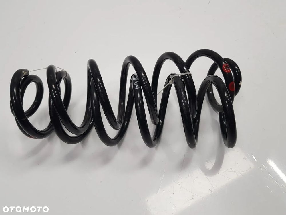 SPRĘŻYNA TYŁ RENAULT MEGANE IV HB SEDAN - 1