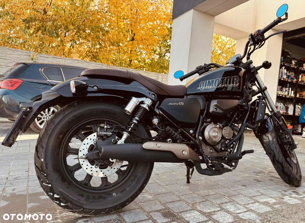 QJMOTOR SRV 125 - 10