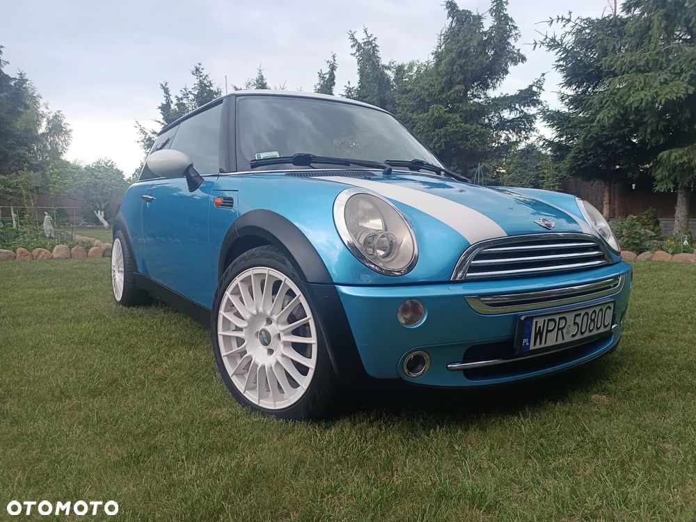 MINI Cooper Standard - 1