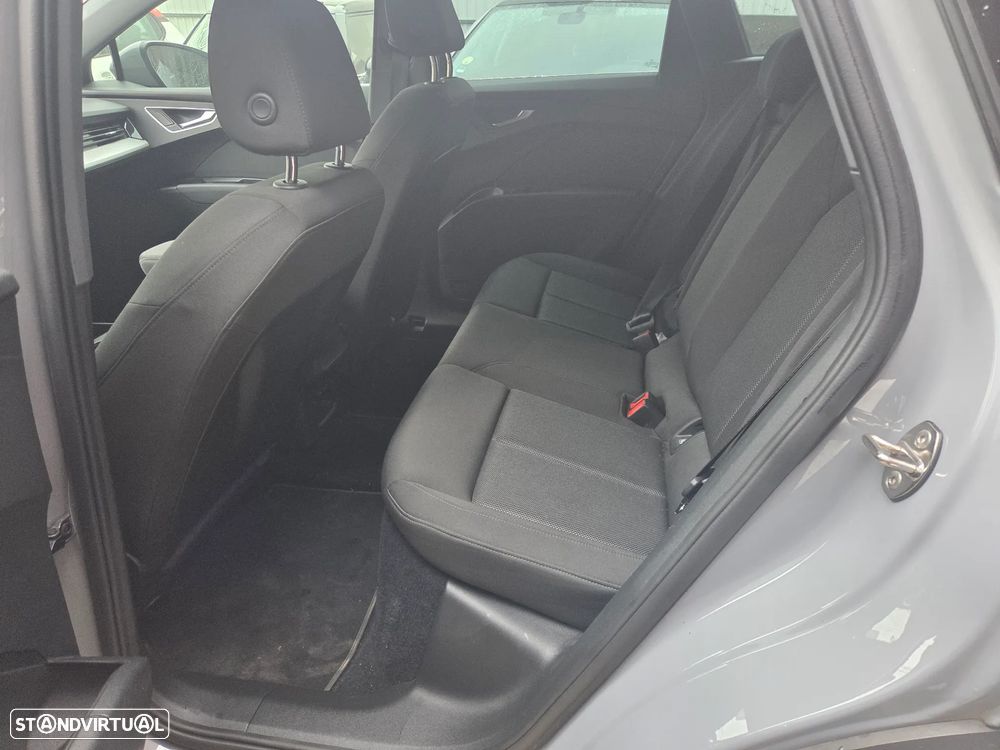 Audi Q4 e-tron - 19