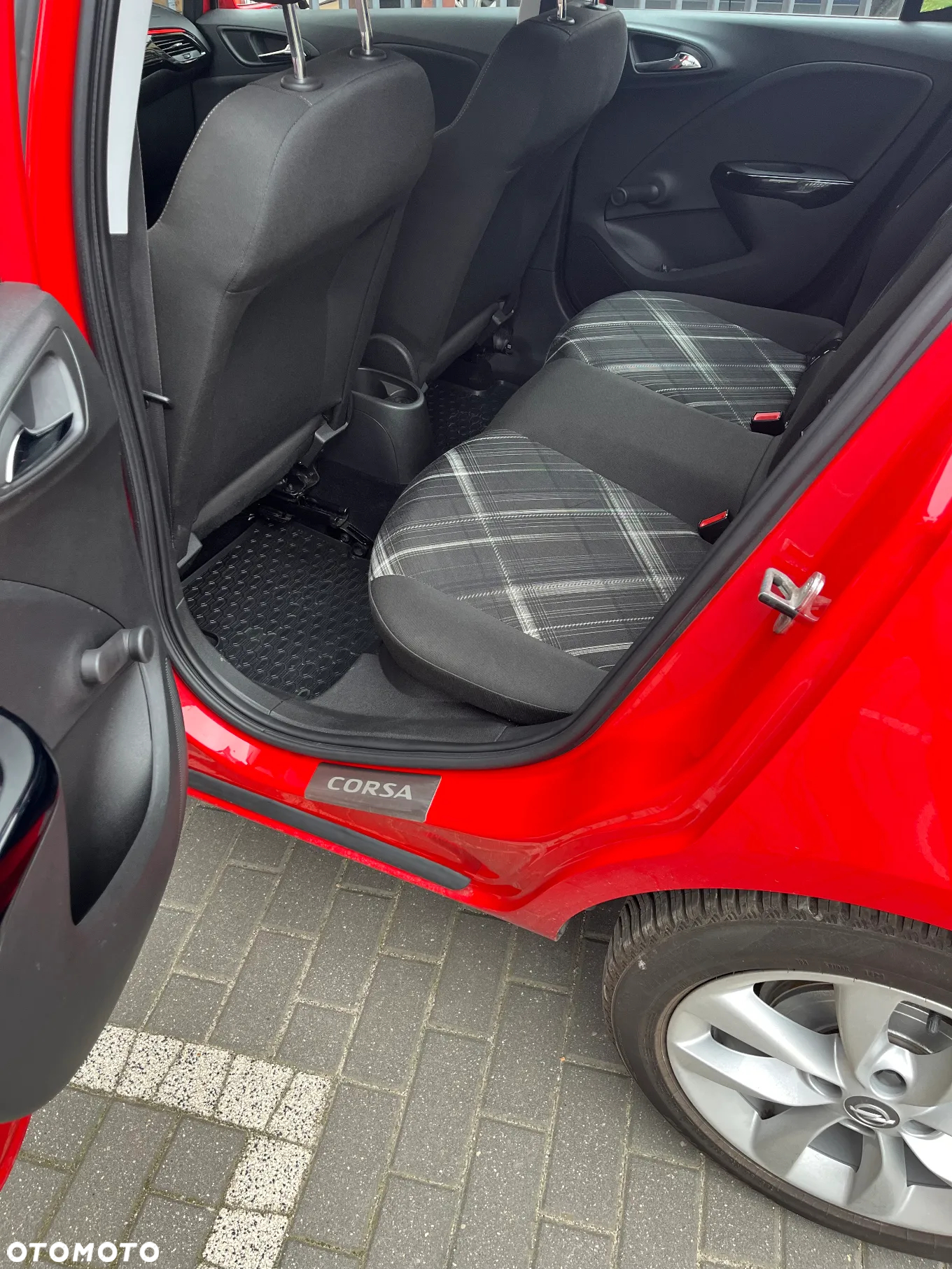 Opel Corsa 1.4 Color Edition - 19