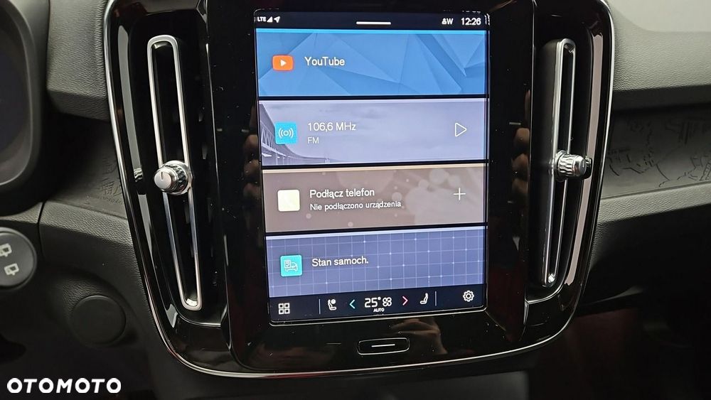Volvo XC 40 82kWh Recharge Twin AWD Plus - 21