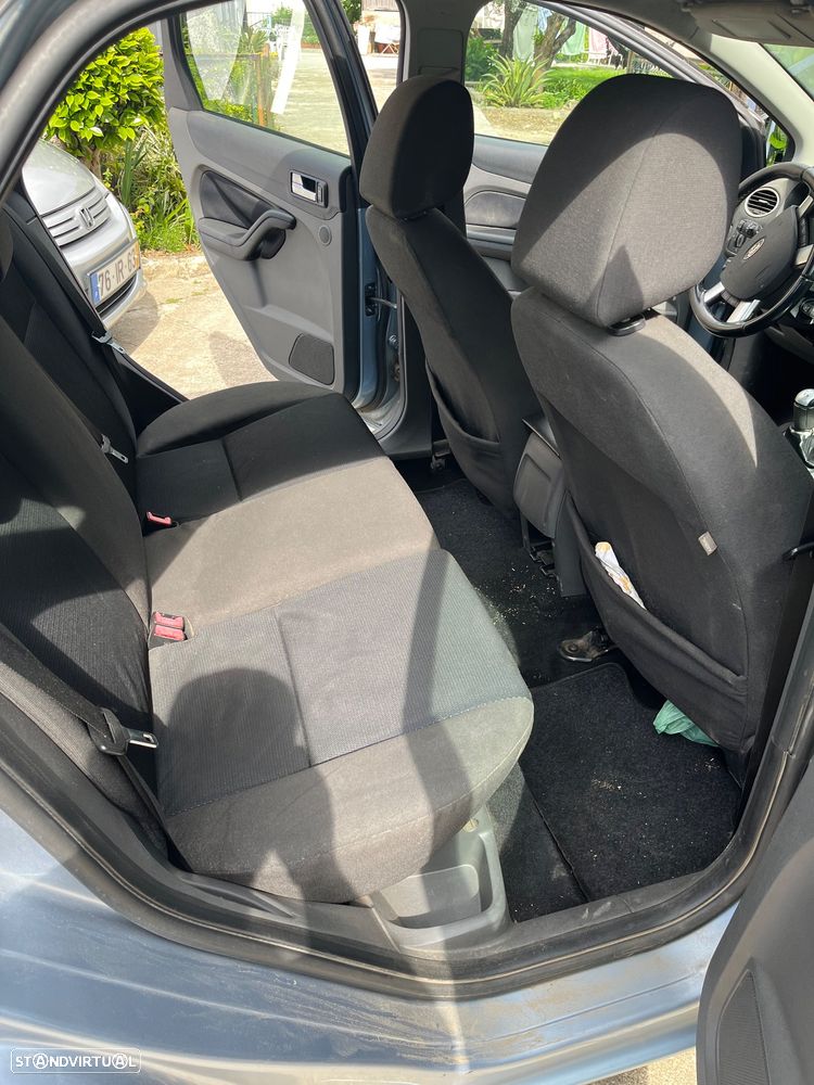 Ford Focus 1.6 TDCi Trend - 6