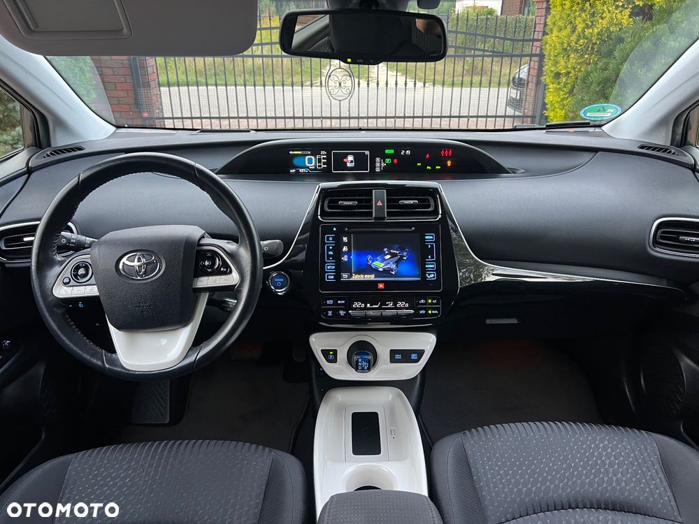 Toyota Prius 1.8 Hybrid Executive - 24