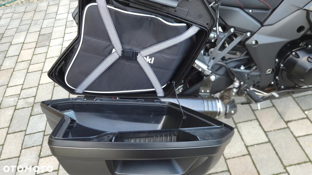 Kawasaki Ninja 1000 SX - 33