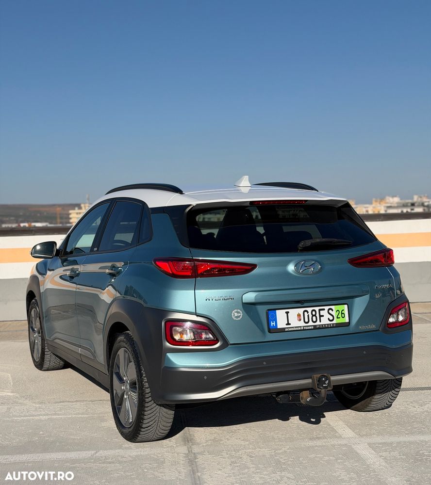 Hyundai KONA Premium - 3