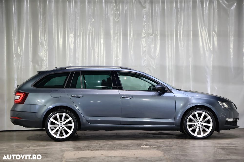 Skoda Octavia 1.6 TDI DSG Ambition - 37