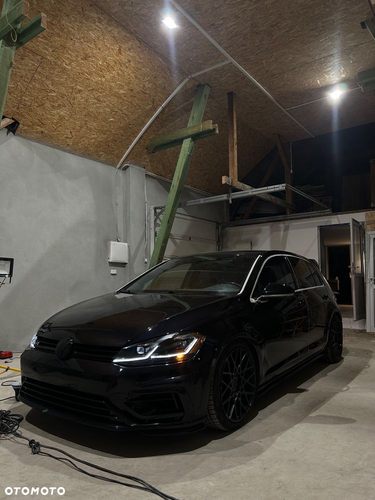 Volkswagen Golf R 4Motion (BlueMotion Technology) DSG - 30