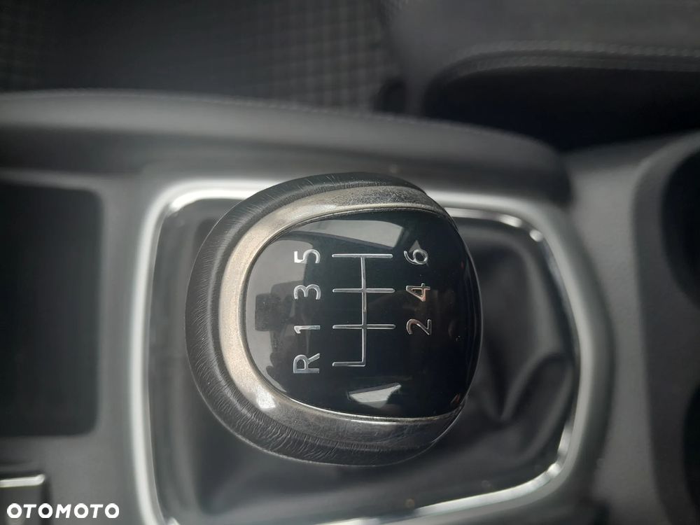 Nissan Qashqai 1.2 DIG-T N-Vision EU6 - 11