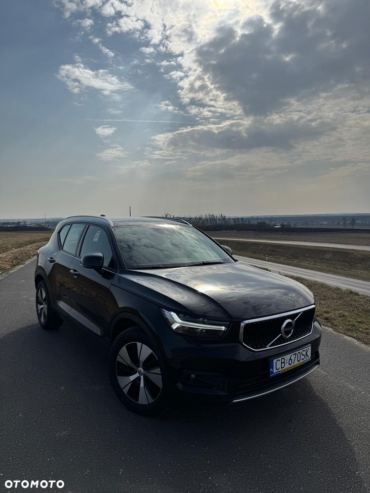 Volvo XC 40 T3 Momentum - 1