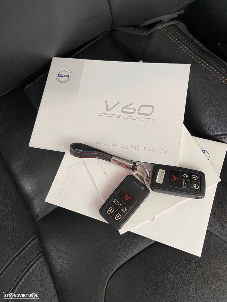 Volvo V60 Cross Country 2.0 D4 Pro - 53