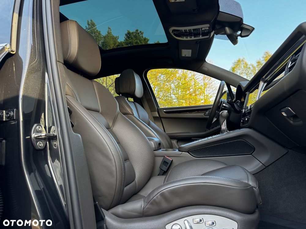 Porsche Macan S - 12