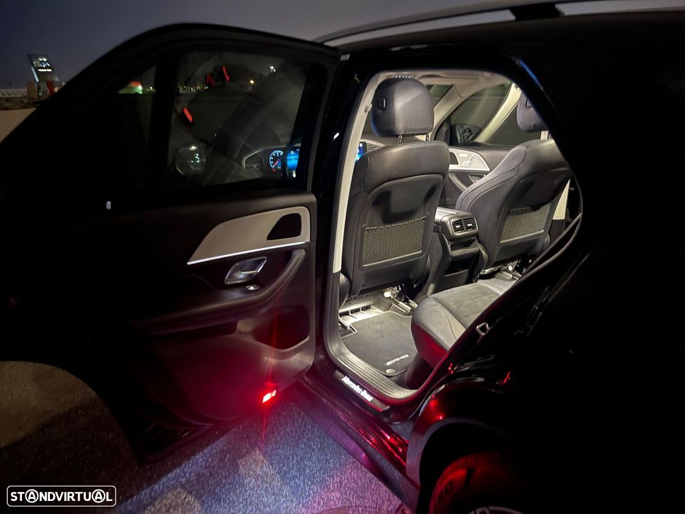 Mercedes-Benz GLE 300 d 4Matic - 14