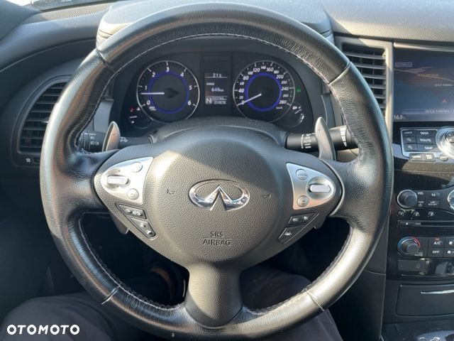 Infiniti QX70 3.0d S Premium - 18
