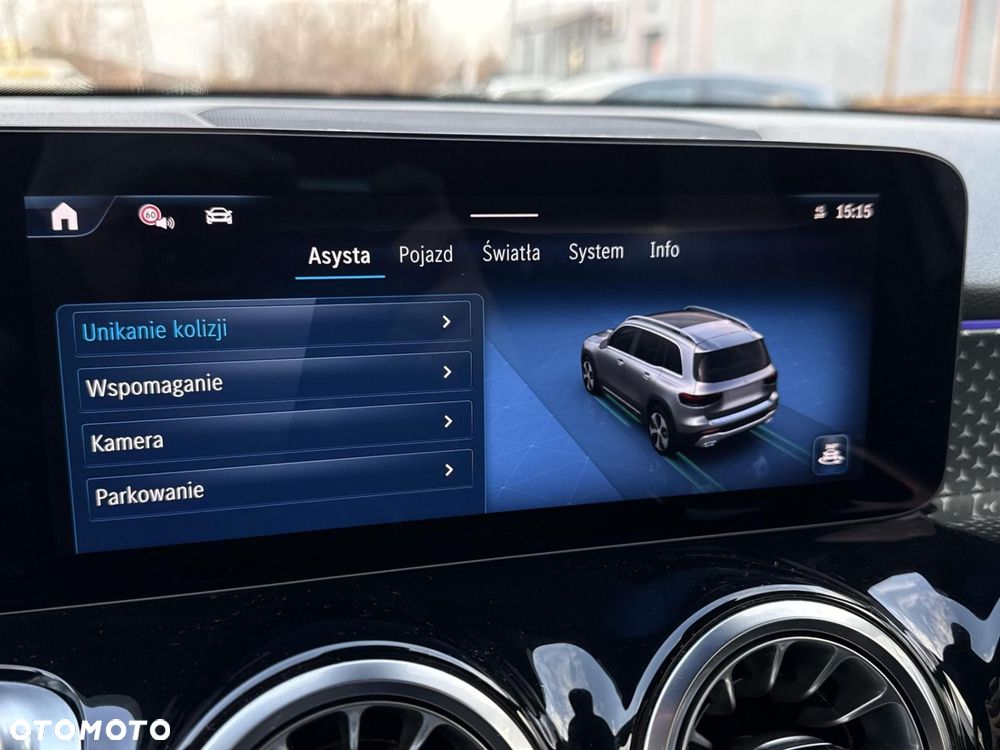 Mercedes-Benz GLB - 28