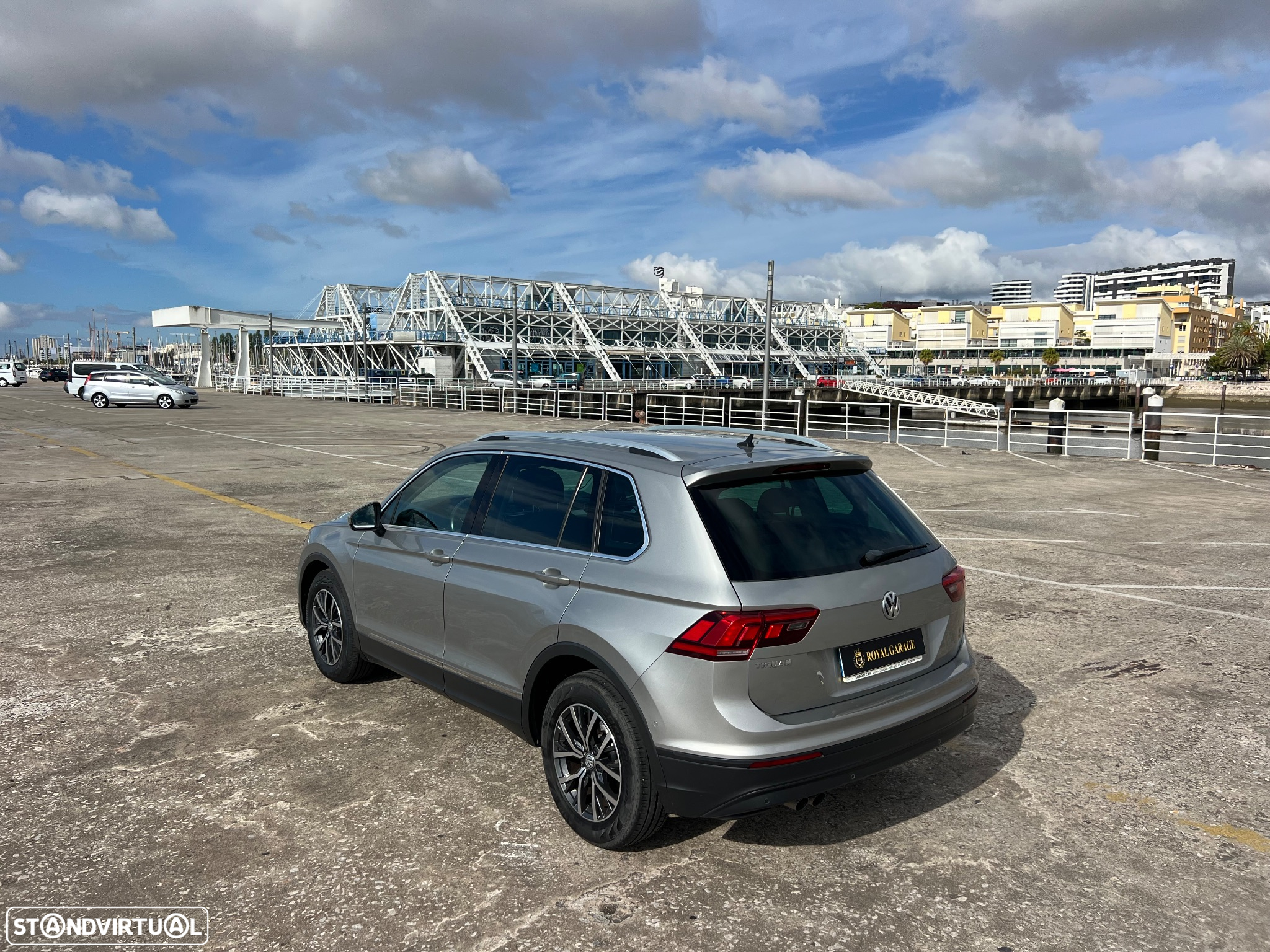 VW Tiguan 1.6 TDI Confortline - 11