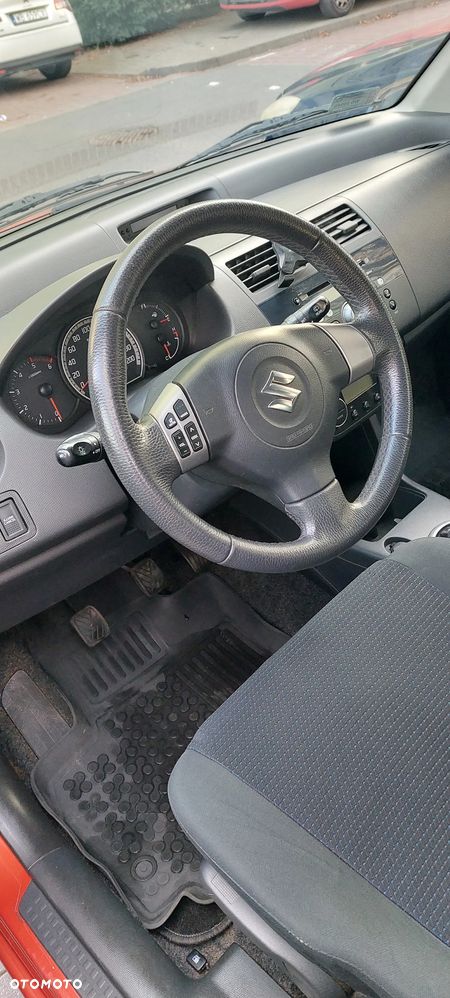 Suzuki Swift 1.3 DDiS Comfort - 19