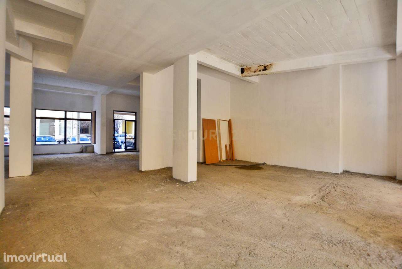 Loja Quinta do Patrimonio/Sacavem - Grande imagem: 4/9