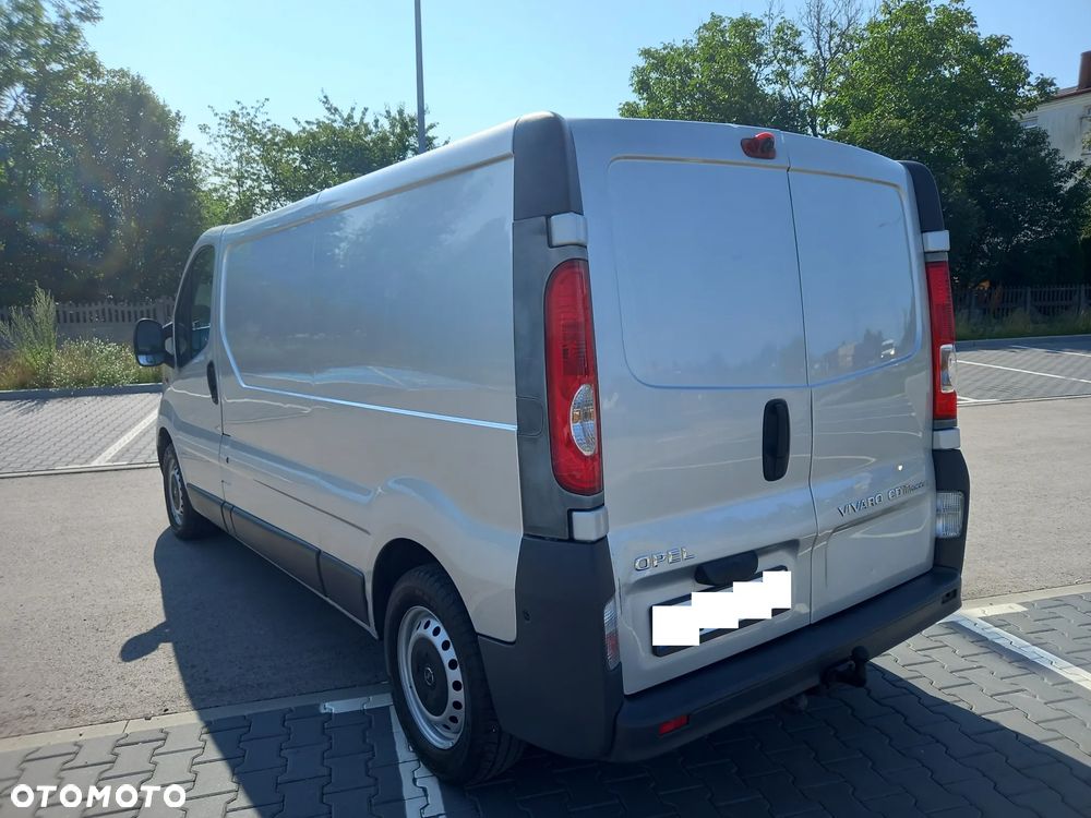 Opel VIVARO - 12