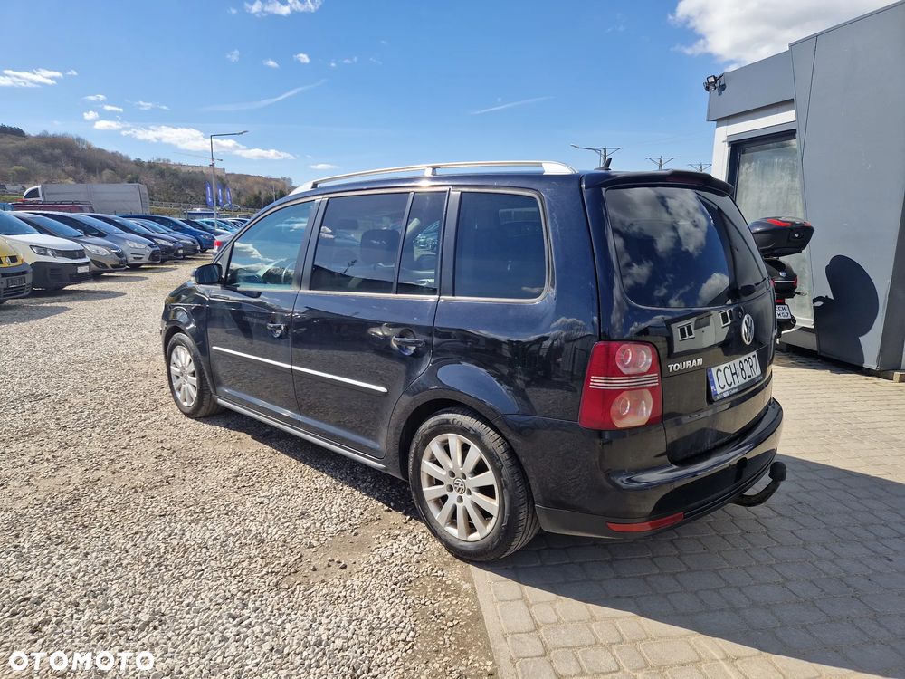 Volkswagen Touran 2.0 TDI DPF Trendline - 6