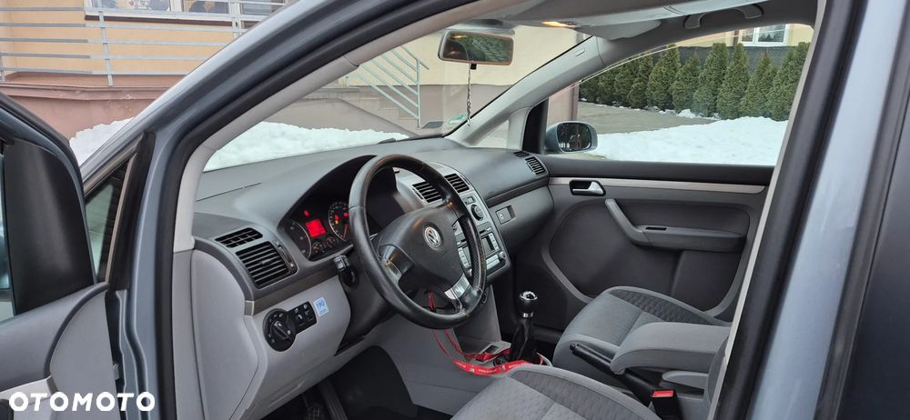 Volkswagen Touran 2.0 TDI Trendline - 10