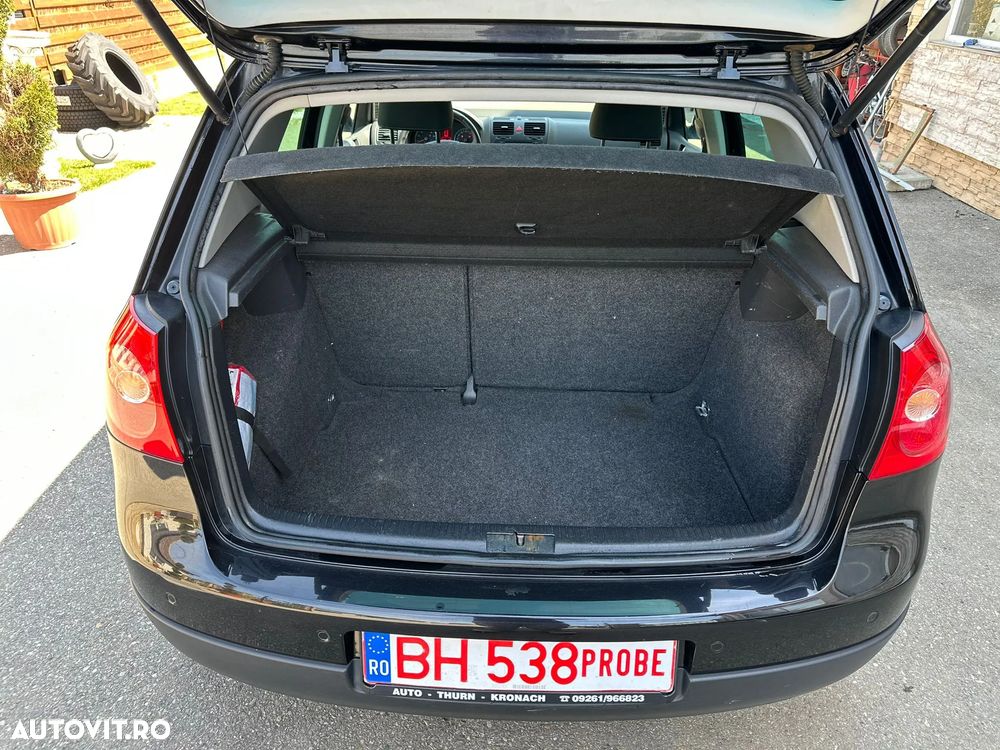 Volkswagen Golf 1.6 United - 31