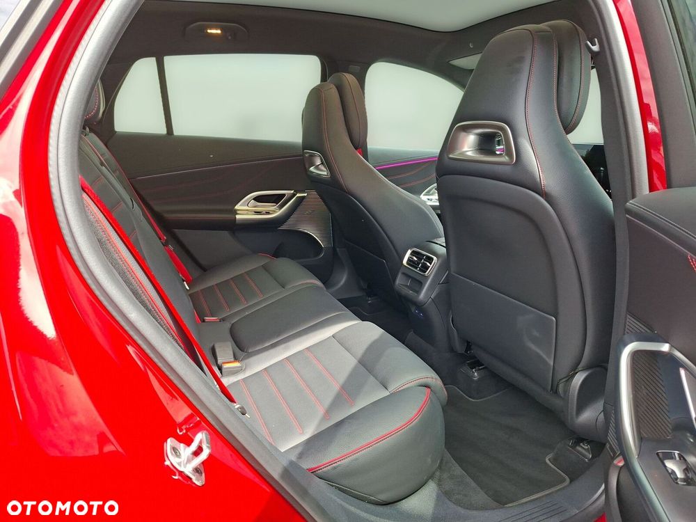 Mercedes-Benz GLC - 22