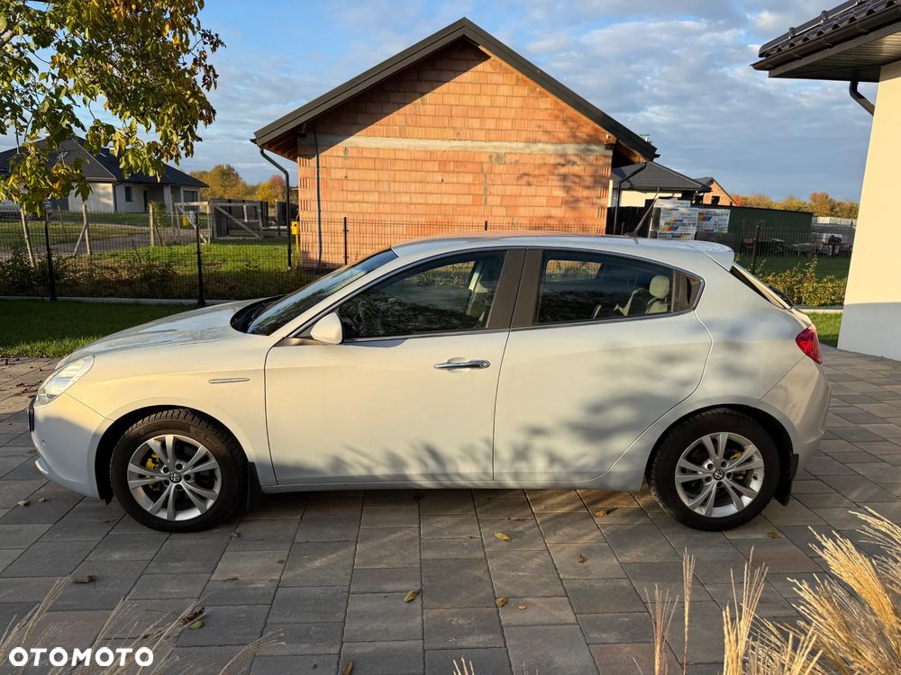 Alfa Romeo Giulietta 2014 photo 3