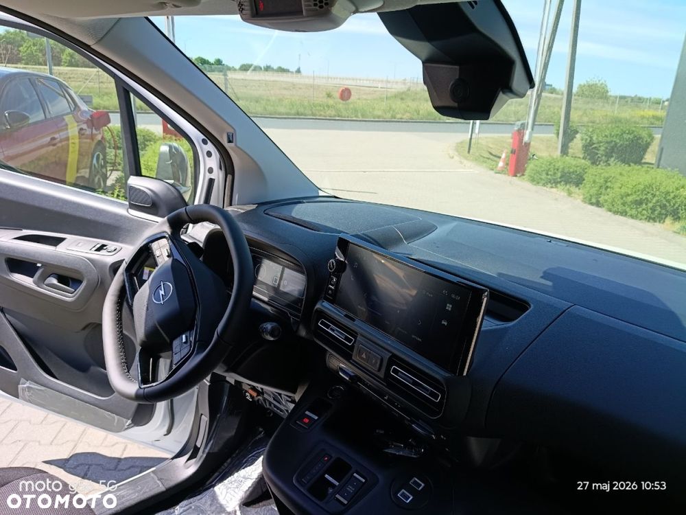Opel COMBO - 13