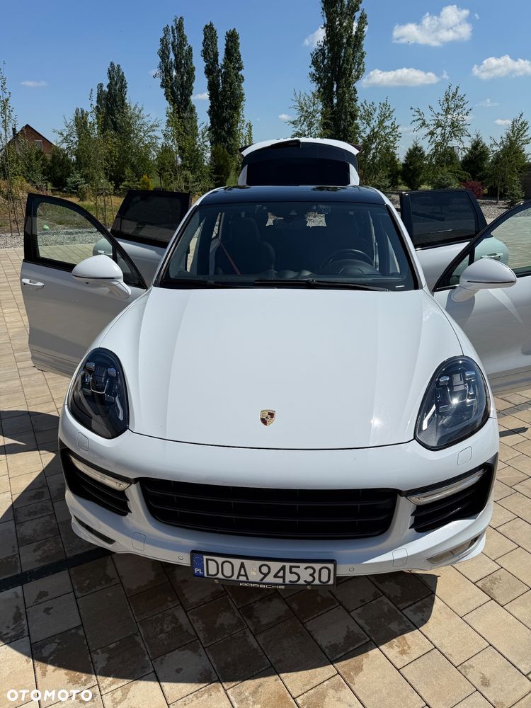Porsche Cayenne GTS - 33