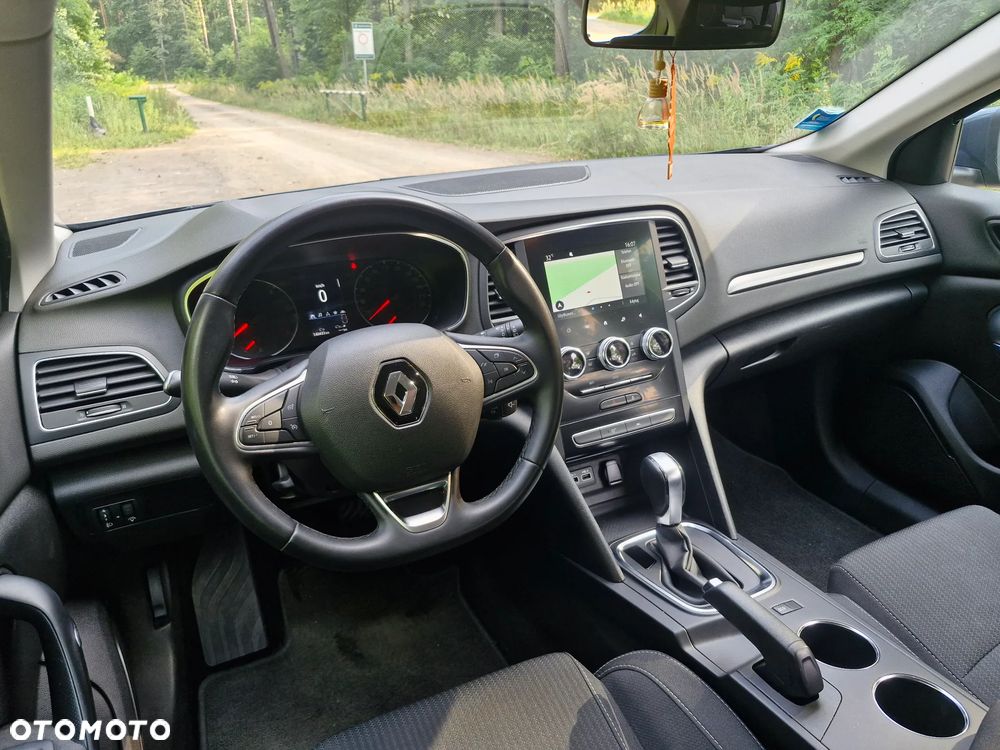 Renault Megane 1.5 Blue dCi Equilibre EDC - 10