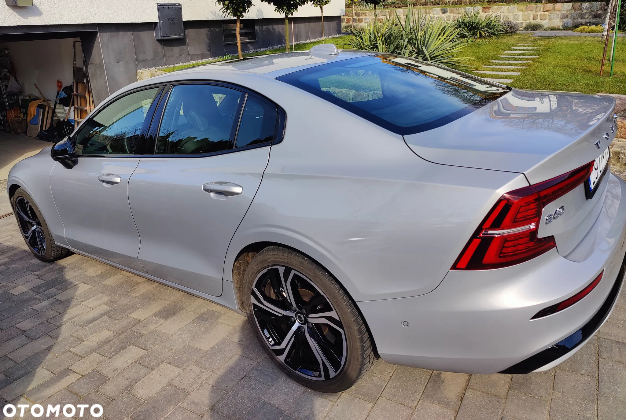 Volvo S60 B5 B AWD Ultimate Dark - 3