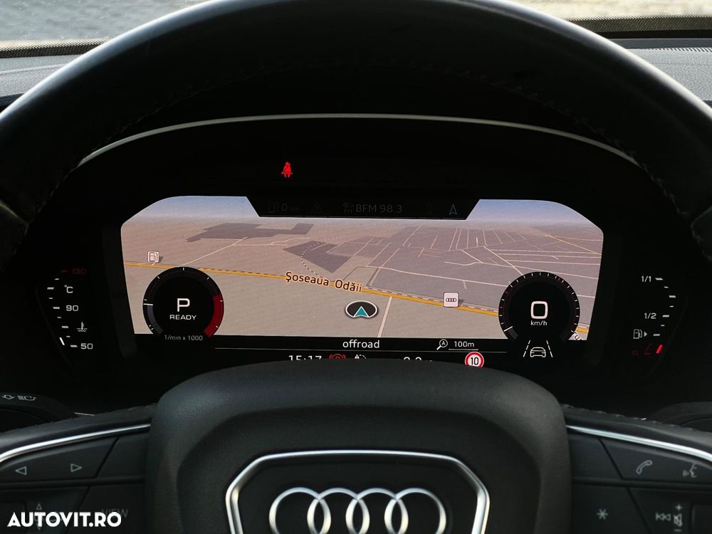 Audi Q3 - 18