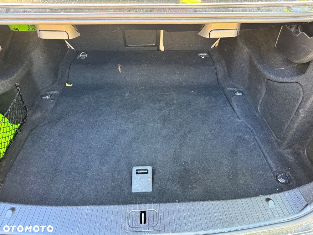 Mercedes-Benz Klasa E 220 BlueTEC 7G-TRONIC Elegance - 23