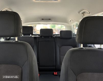 VW Passat Variant 1.6 TDI BlueMotion - 14