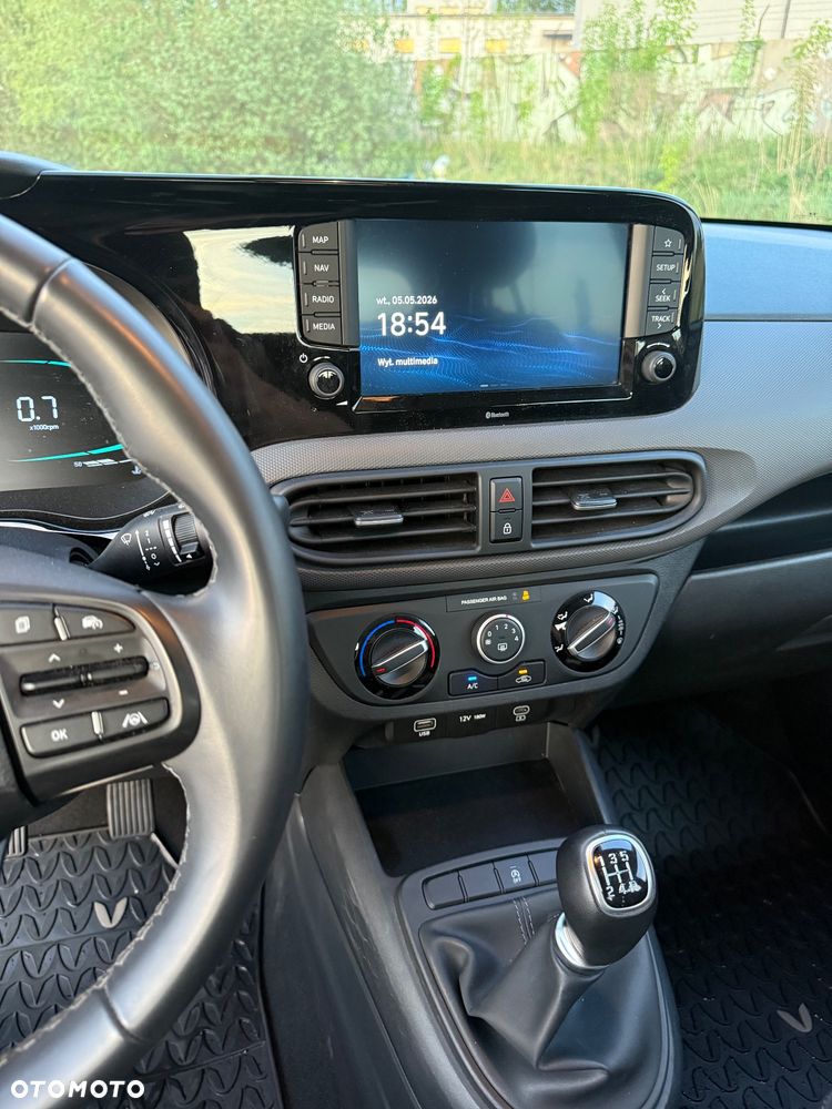 Hyundai i10 - 12