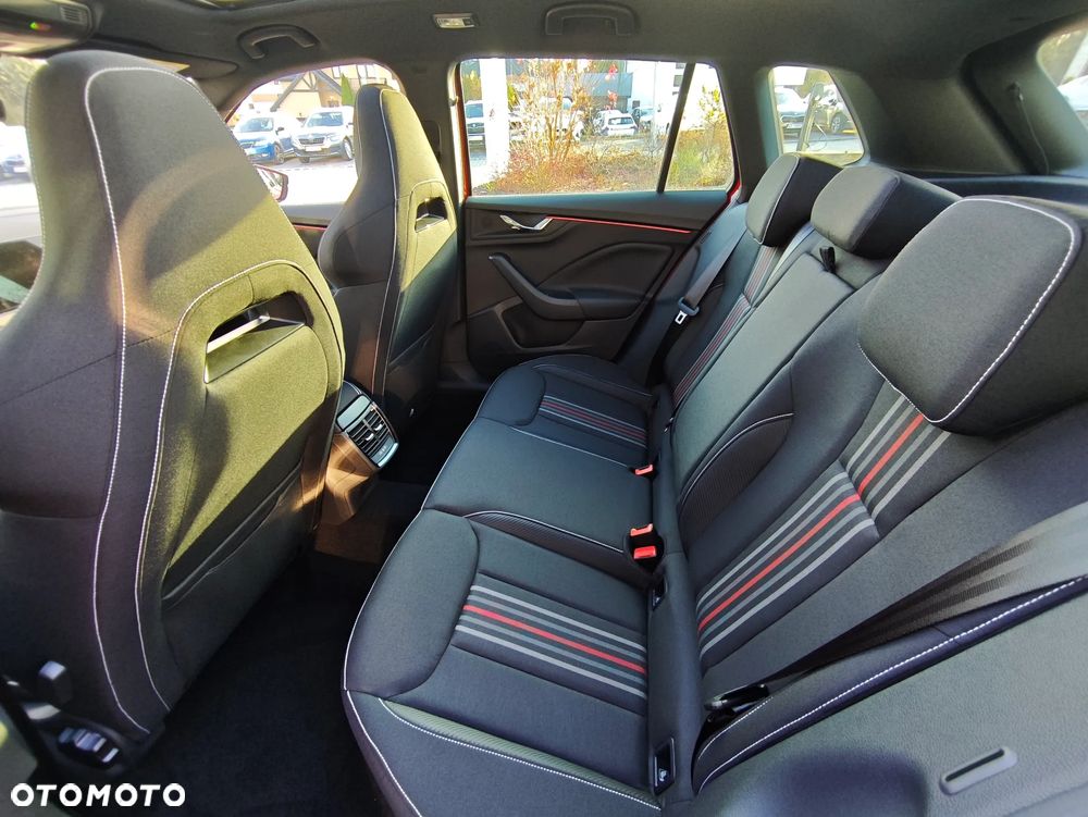 Skoda Kamiq 1.5 TSI Monte Carlo DSG - 11