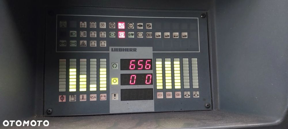 Liebherr LTM 1045 - 16