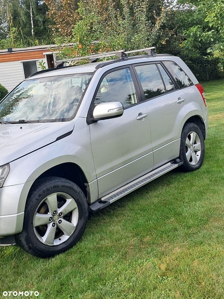 Suzuki Grand Vitara 2.0 Comfort - 5