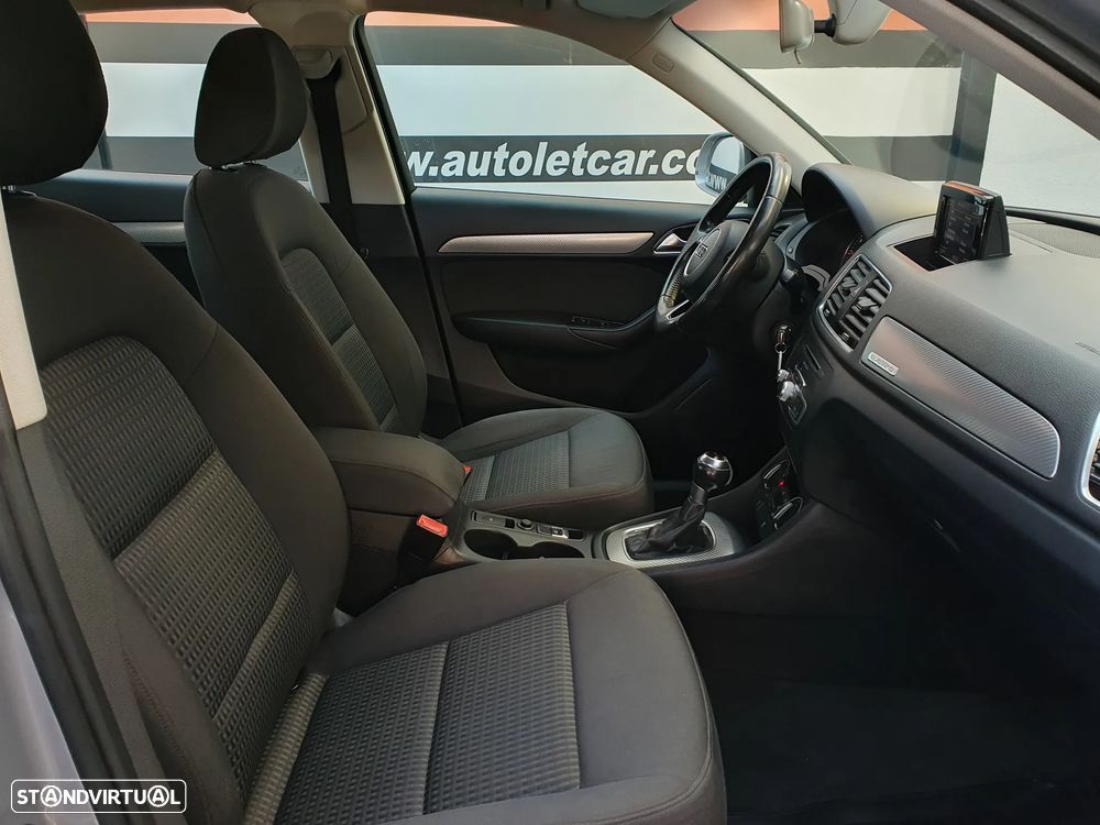 Audi Q3 2.0 TDI quattro Design S tronic - 4