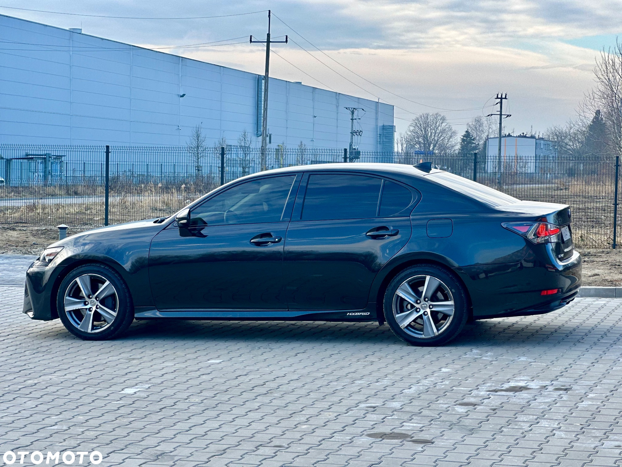 Lexus GS - 10