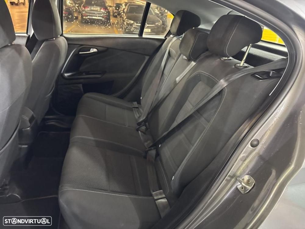Fiat Tipo 1.3 M-Jet Lounge - 4