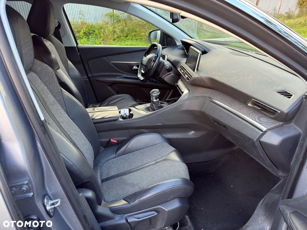 Peugeot 3008 HDi FAP 150 Premium - 30