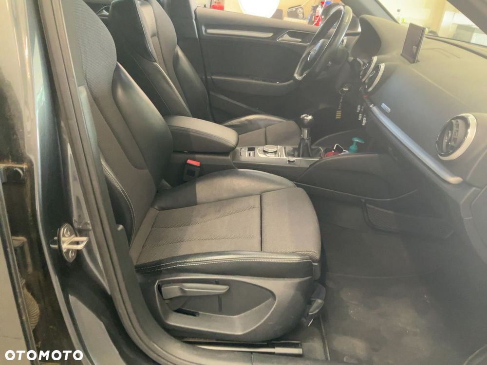 Audi A3 Sportback - 11