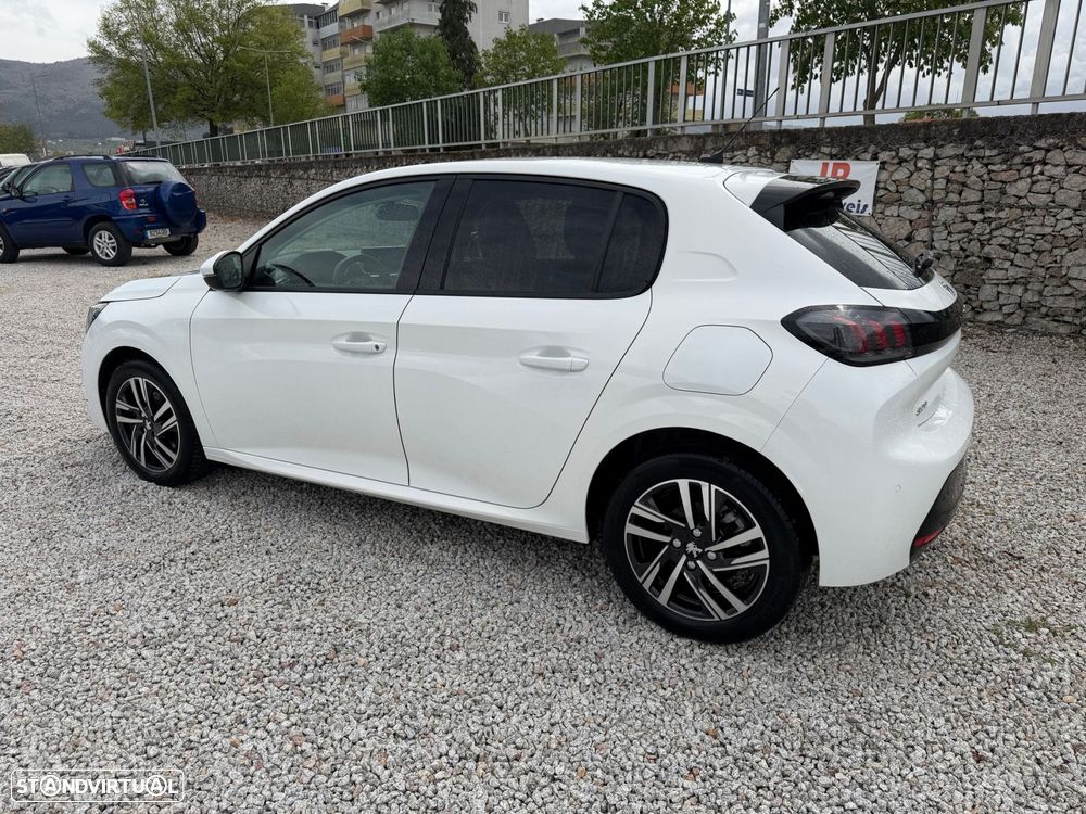 Peugeot 208 1.2 PureTech Allure - 4