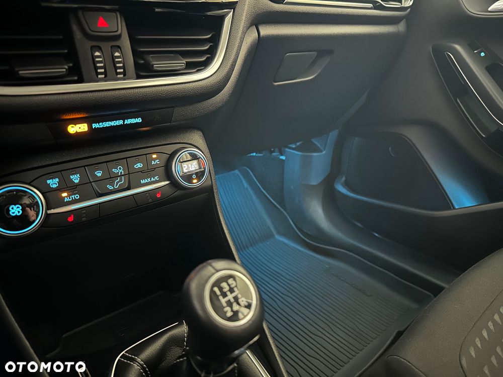 Ford Fiesta 1.1 Titanium - 36