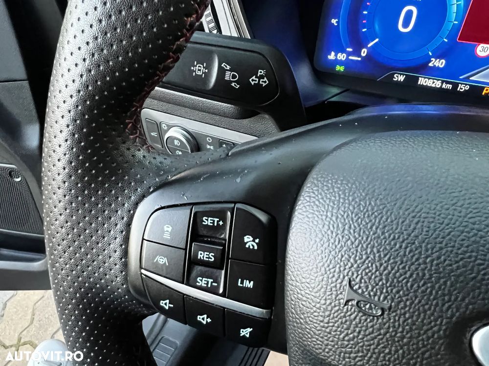 Ford Kuga 2.5 Duratec FHEV FWD ST Line - 23