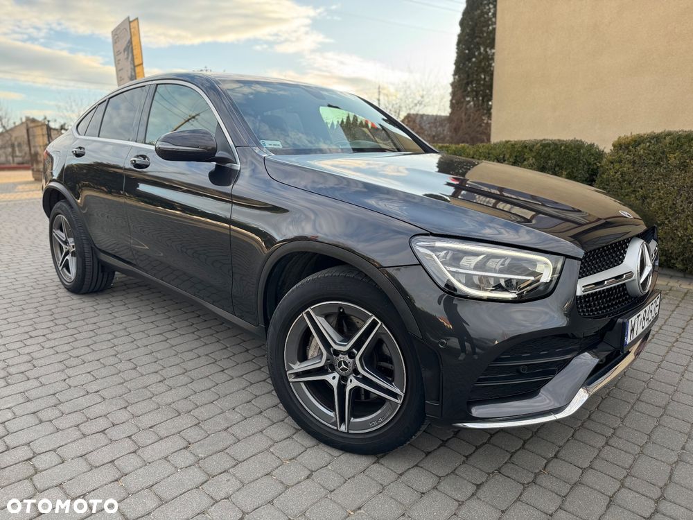Mercedes-Benz GLC 300 e 4-Matic - 3
